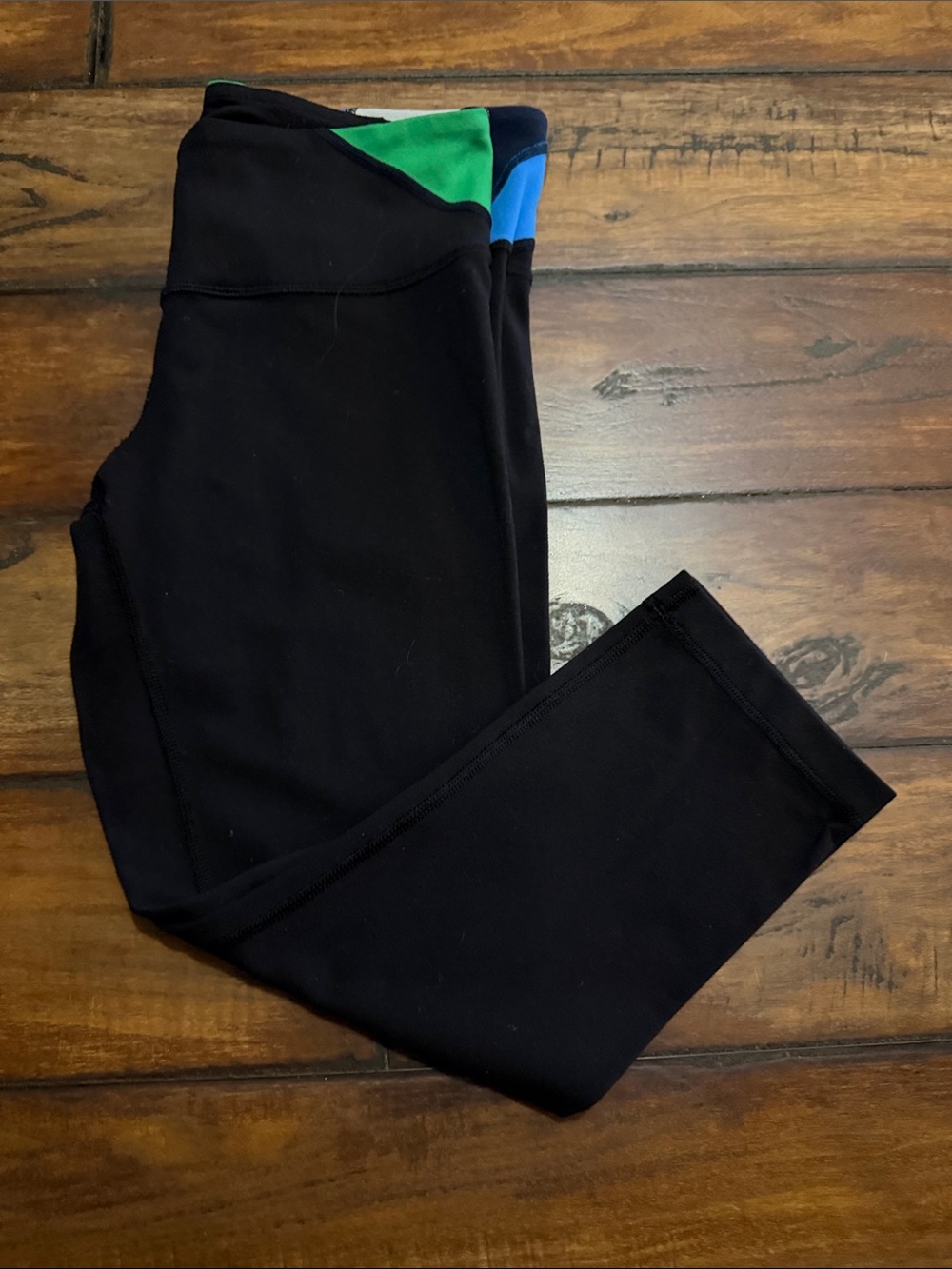 lululemon athletica Reversible Black Capris with Blue & Green Waistband